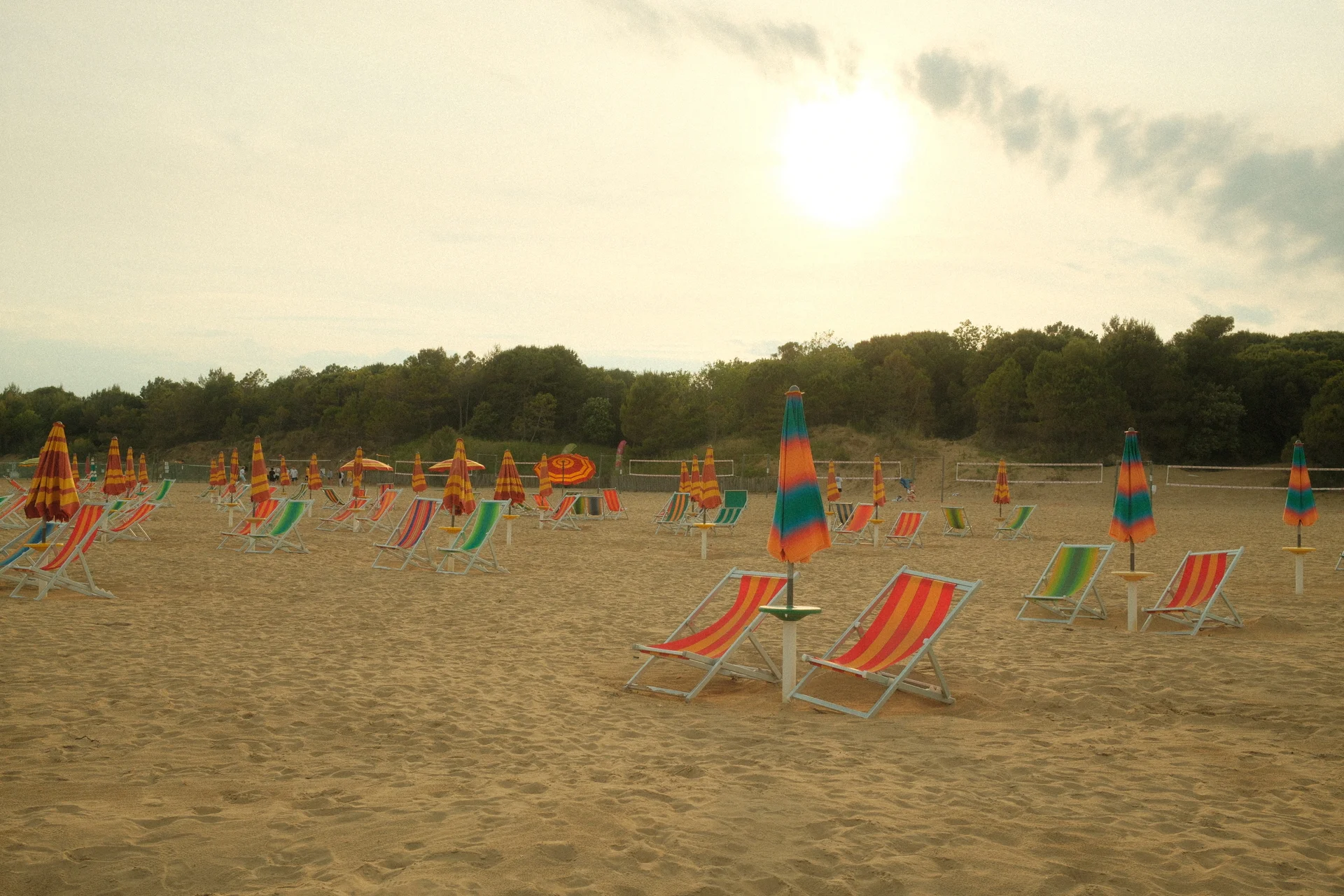 beach volleyball
