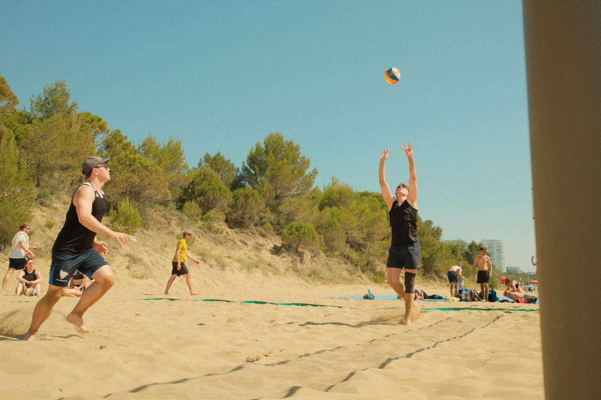 beach volleyball