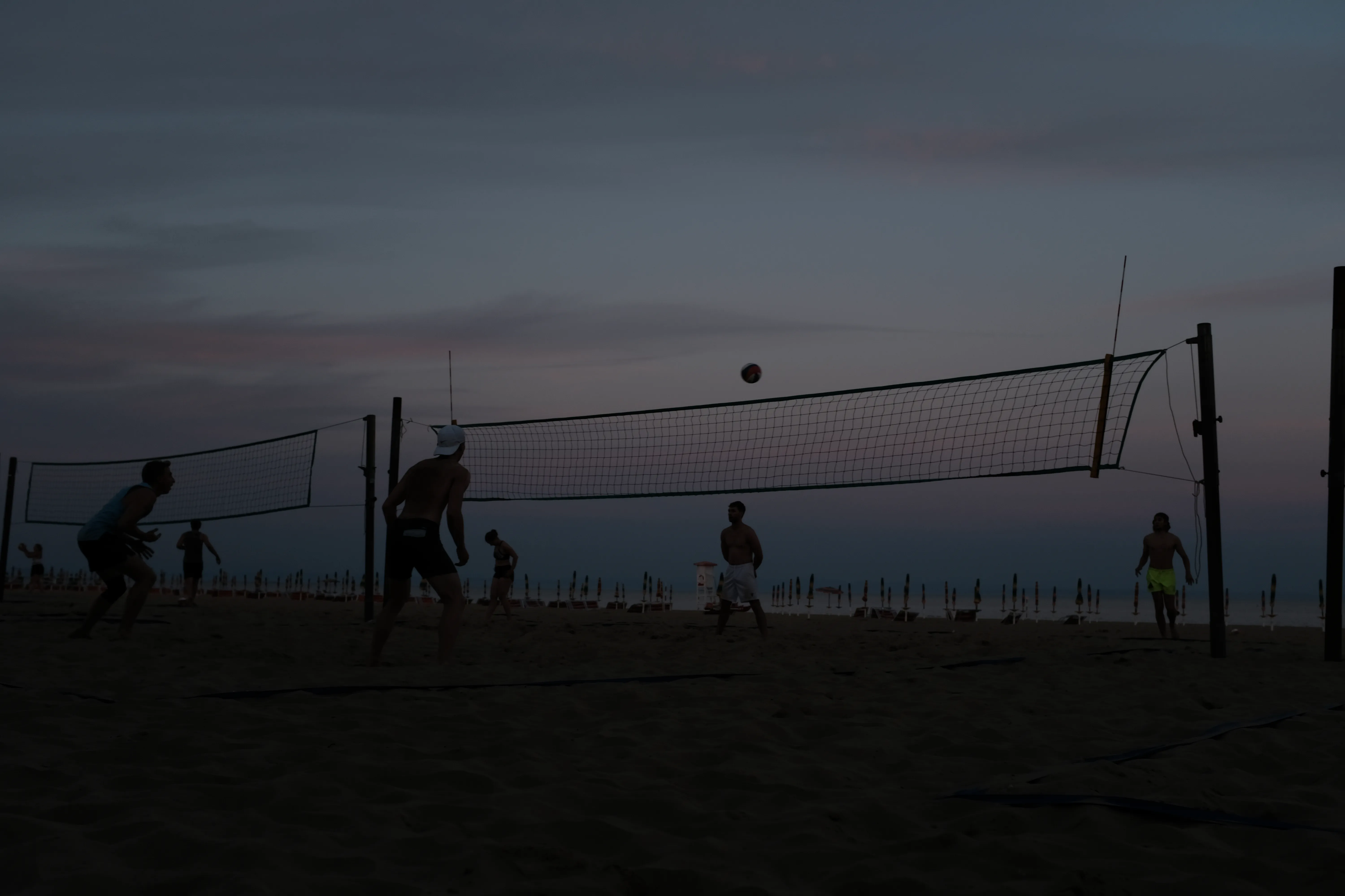 beach volleyball